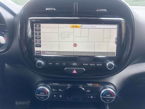 Used 2020 Kia Soul EX FWD image 24
