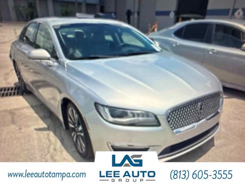 Used 2019 Lincoln MKZ Reserve FWD image 2