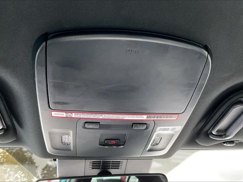 Used 2026 Toyota Camry SE w/ Multimedia Upgrade Package FWD image 31