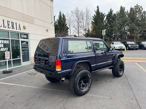 Used 1997 Jeep Cherokee Sport image 4