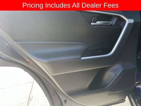 Used 2022 Toyota RAV4 XLE Premium AWD/4WD image 16