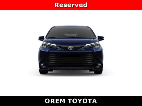 New 2026 Toyota Sienna XLE AWD/4WD image 17