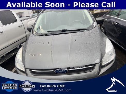Used 2016 Ford Escape SE w/ Equipment Group 201A image 2