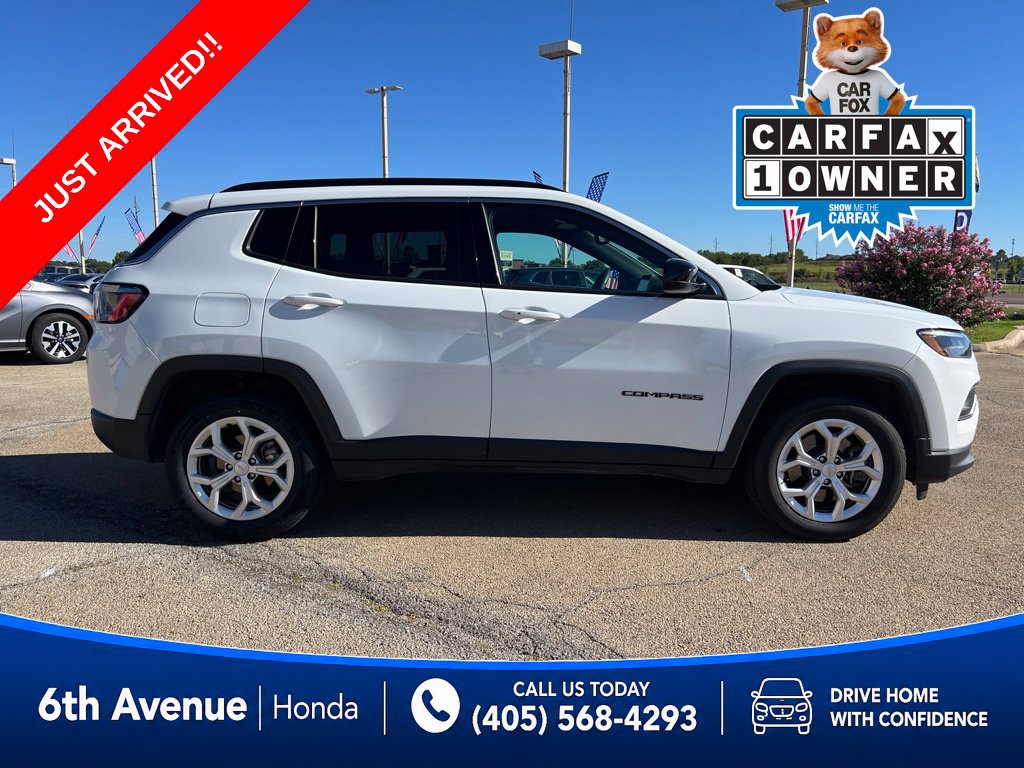 Used 2024 Jeep Compass Latitude AWD/4WD image 4