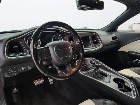 Used 2016 Dodge Challenger R/T Scat Pack w/ Driver Convenience Group RWD image 10