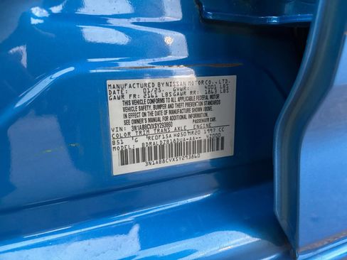 Used 2025 Nissan Sentra SV FWD image 28