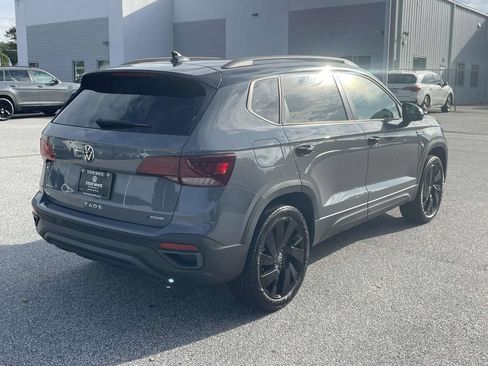 Certified 2024 Volkswagen Taos SE AWD/4WD image 7