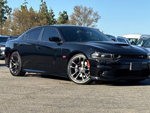 Used 2023 Dodge Charger Scat Pack w/ Plus Group image 2