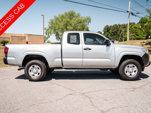 Certified 2023 Toyota Tacoma SR RWD image 9