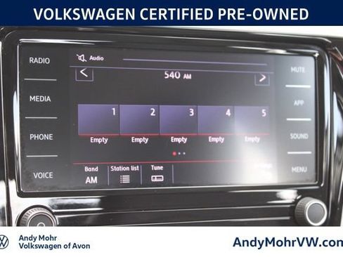 Used 2022 Volkswagen Passat 2.0T SE FWD image 36