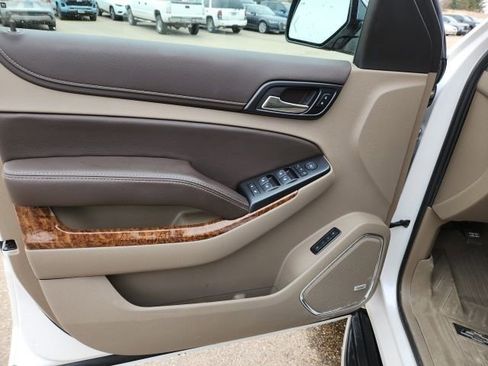 Certified 2019 Chevrolet Suburban Premier image 26
