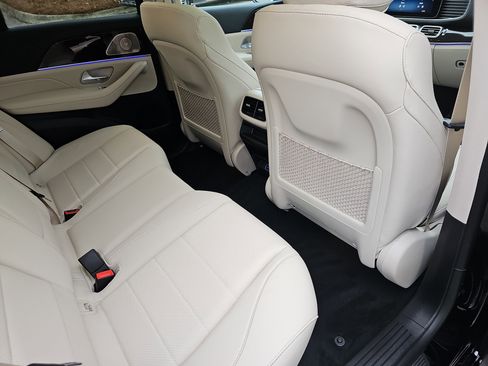 New 2026 Mercedes-Benz GLE 450 4MATIC image 11
