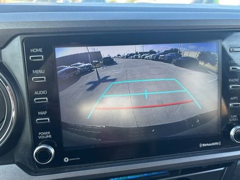 Used 2023 Toyota Tacoma TRD Off-Road image 14