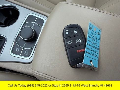 Used 2020 Jeep Grand Cherokee Limited AWD/4WD image 22