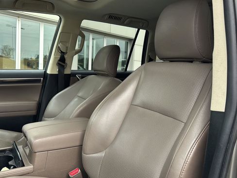 Used 2022 Lexus GX 460 Luxury w/ Sport Design Package image 28