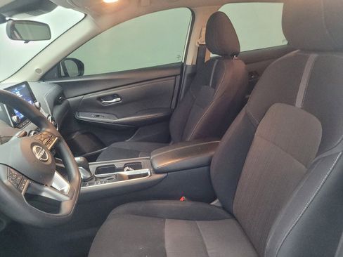 Used 2024 Nissan Sentra SV FWD image 17