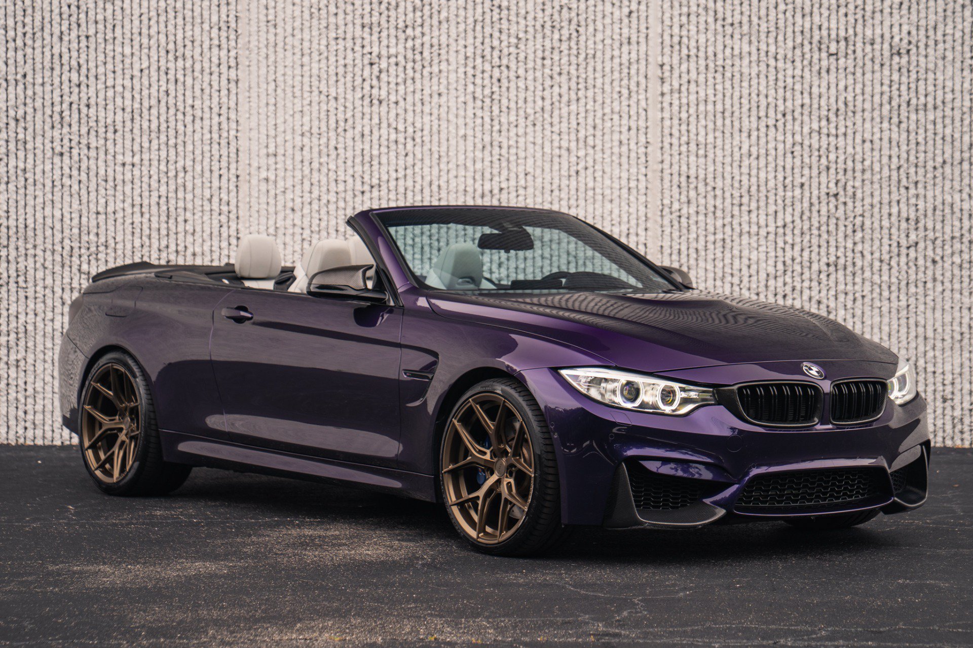 Used 2016 BMW M4 Convertible RWD image 4