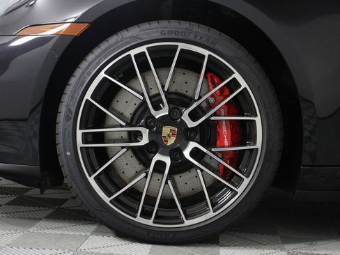 New 2026 Porsche 911 Carrera 4S AWD/4WD image 17