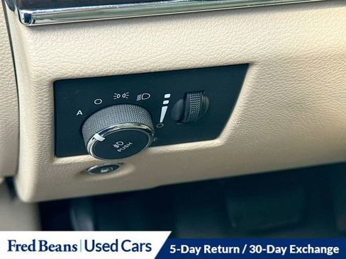 Used 2016 Jeep Grand Cherokee Limited AWD/4WD image 12
