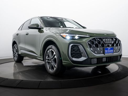 New 2025 Audi Q5 Premium Plus image 1