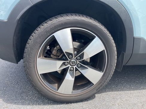 Used 2019 Volvo XC40 T5 Momentum AWD/4WD image 9