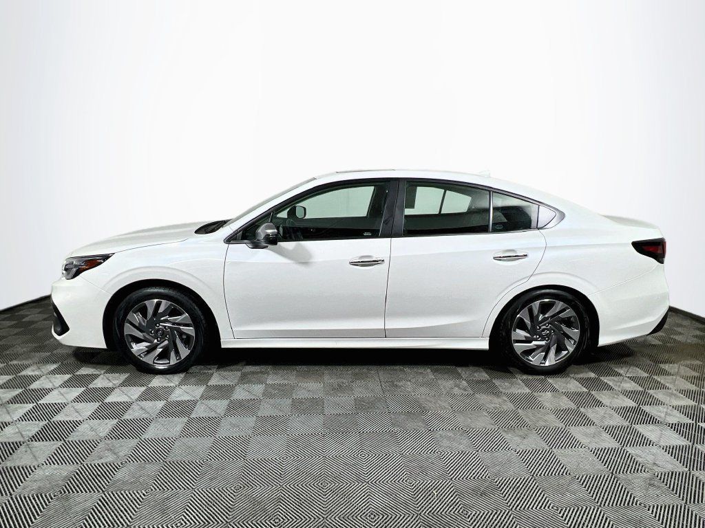 Certified 2025 Subaru Legacy Touring XT AWD/4WD image 4