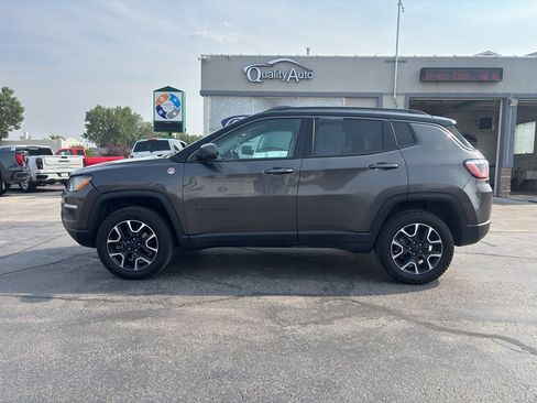 Used 2019 Jeep Compass Trailhawk AWD/4WD image 1