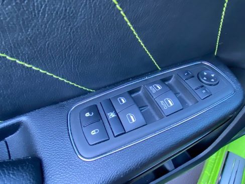 Used 2023 Dodge Charger R/T w/ Blacktop Package image 17