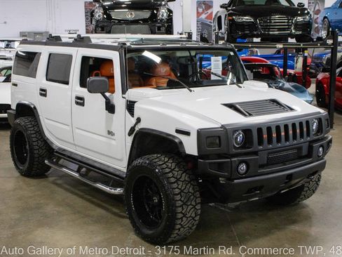 Used 2005 HUMMER H2 Base 4WD 4dr SUV w/ Preferred Equipment Group image 9