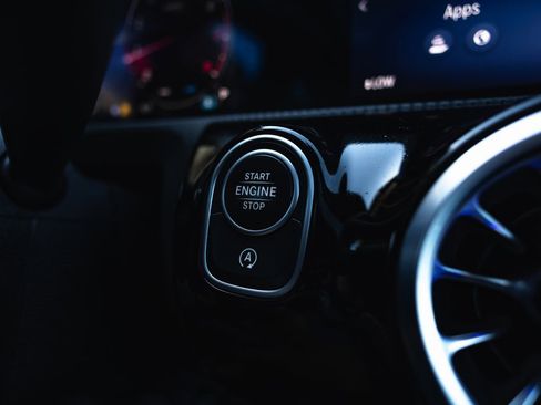 Used 2025 Mercedes-Benz CLA 250 CLA 250 image 16