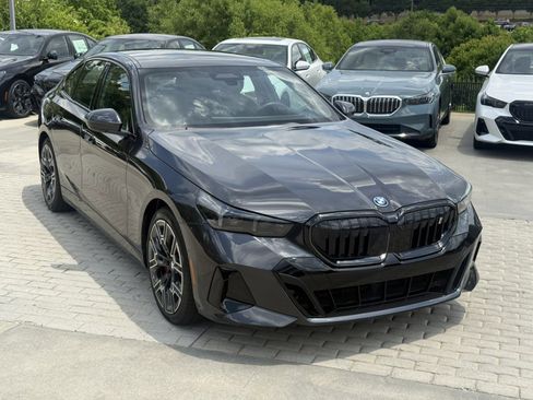 Certified 2026 BMW i5 eDrive40 w/ M Sport Package RWD image 7