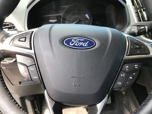 Used 2024 Ford Edge Titanium AWD/4WD image 10