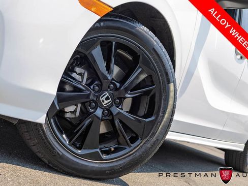 Used 2024 Honda Odyssey Sport image 12