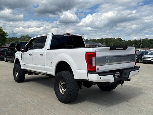 Used 2019 Ford F350 Platinum w/ Platinum Ultimate Package AWD/4WD image 4