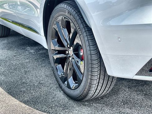 New 2026 Jaguar F-PACE R-Dynamic S image 11