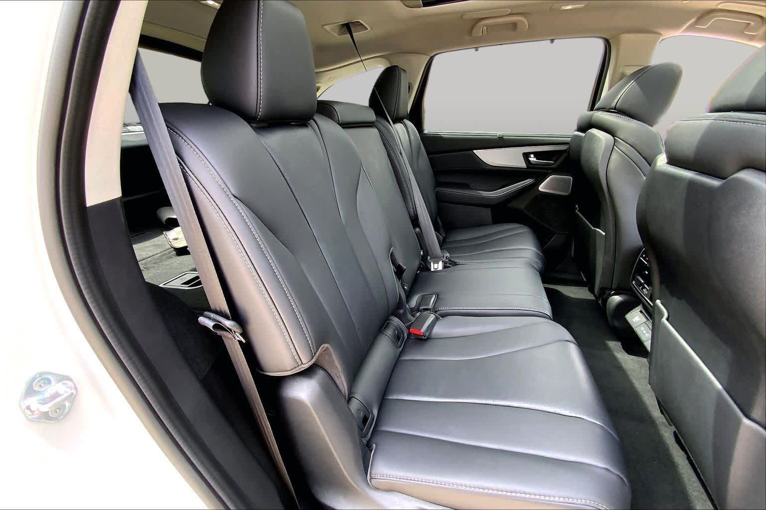 Used 2026 Acura MDX w/ Technology Package FWD image 9