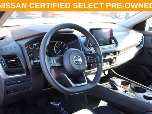 Certified 2023 Nissan Rogue SV image 18