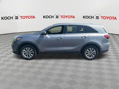 Used 2020 Kia Sorento LX AWD/4WD image 4