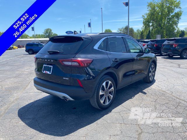 Used 2025 Ford Escape Platinum AWD/4WD image 7