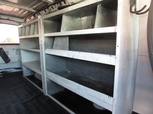 Used 2012 Chevrolet Express 1500 image 25