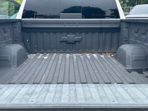 Used 2020 Chevrolet Silverado 1500 RST AWD/4WD image 16