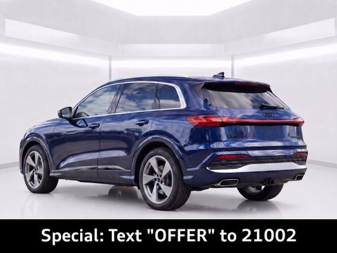 Certified 2025 Audi Q5 Prestige AWD/4WD image 7