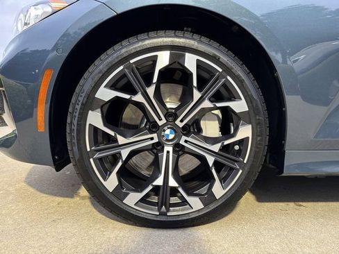 Certified 2025 BMW 330i xDrive Sedan w/ Premium Package AWD/4WD image 24