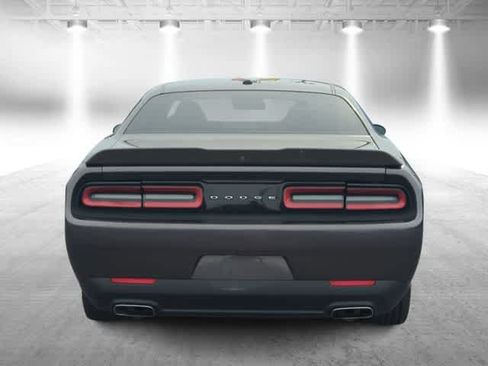 Certified 2018 Dodge Challenger SXT RWD image 7