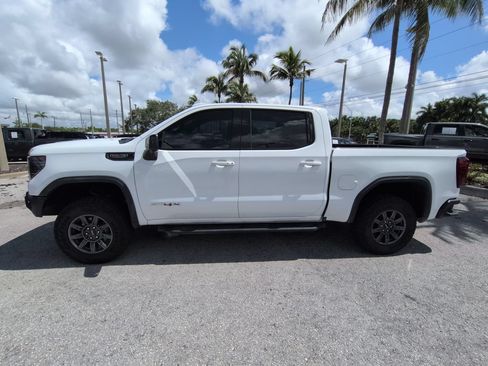 Used 2024 GMC Sierra 1500 AT4X AWD/4WD image 8