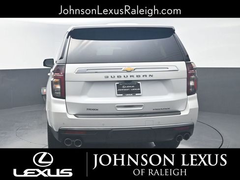 Used 2024 Chevrolet Suburban Premier AWD/4WD image 8