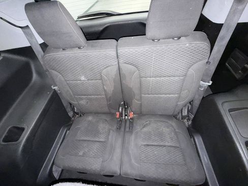 Used 2018 GMC Acadia SLE FWD image 8