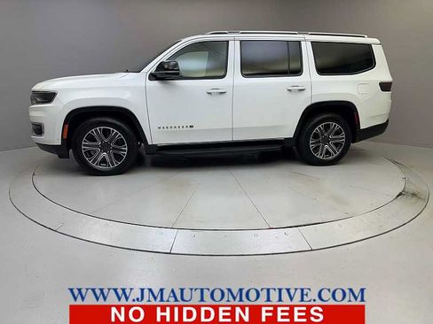 Used 2024 Jeep Wagoneer Series II w/ Flexible Seating Group AWD/4WD image 2