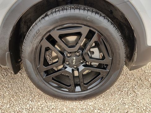 Used 2024 Kia Telluride EX X-Line AWD/4WD image 7