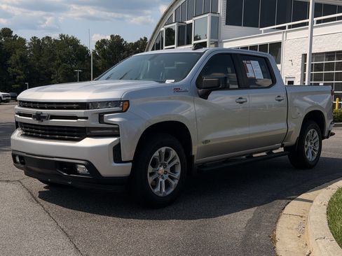 Used 2020 Chevrolet Silverado 1500 RST AWD/4WD image 6